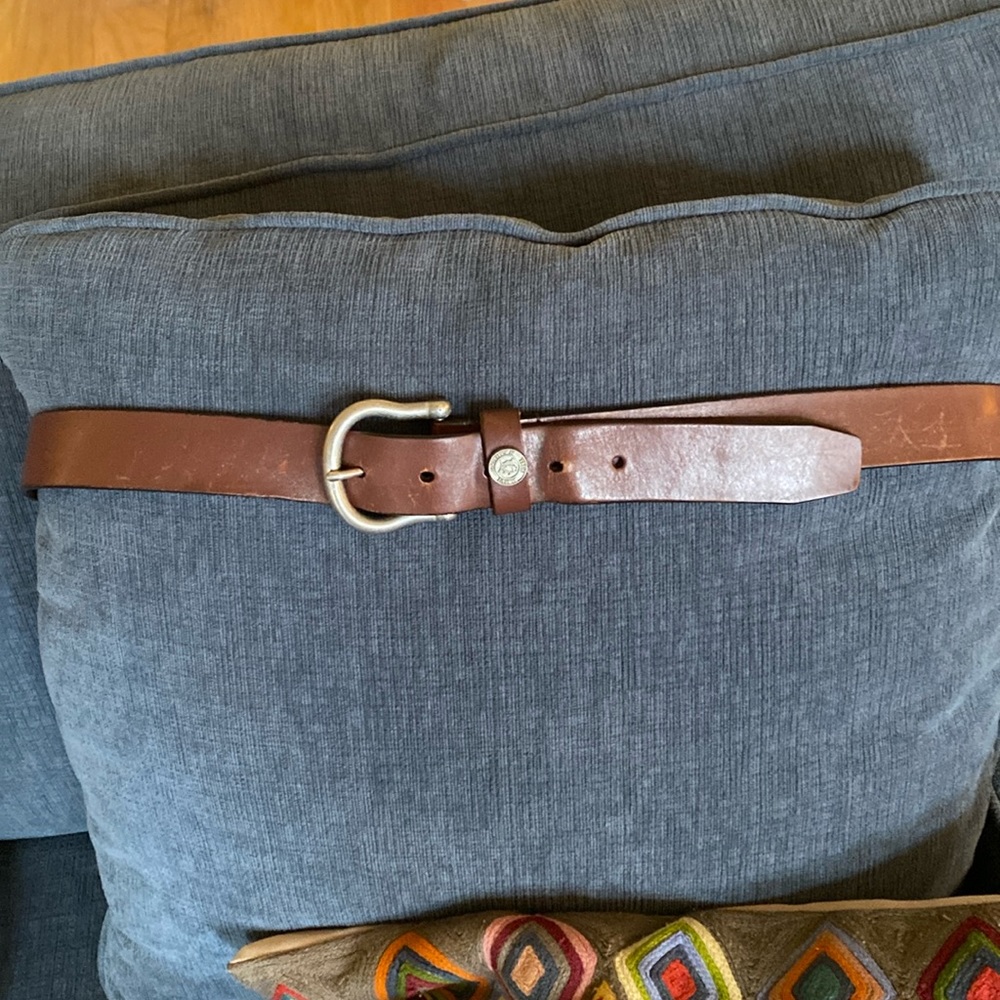 Men’s brown leather belt, 42” waist, Southern Tide brand, silver horsebit buckle
